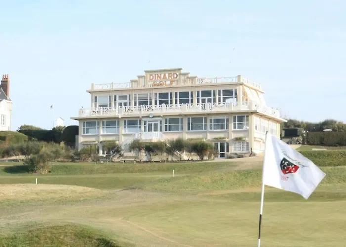 Dinard, Tres Bel Appartement***** Avec Vue Sur Mer